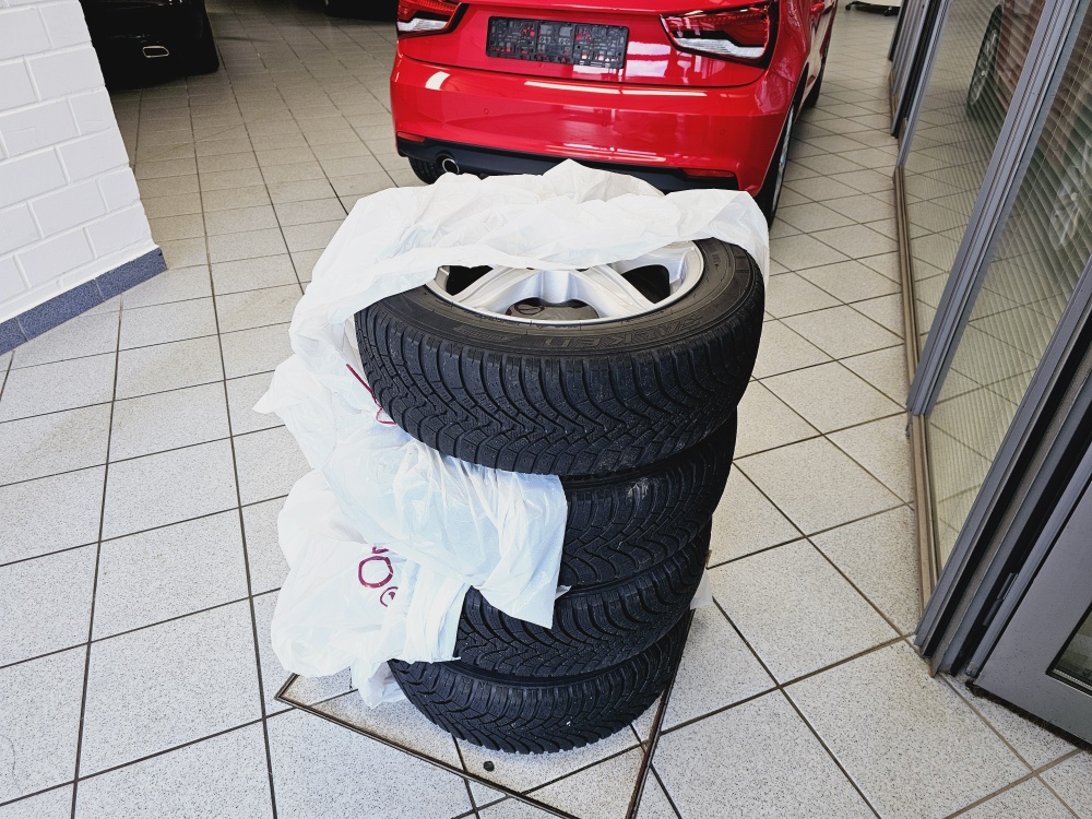 Audi A1 Sportback  bei Hoffmann Automobile in Wolfsburg kaufen und sofort mitnehmen - Bild 3