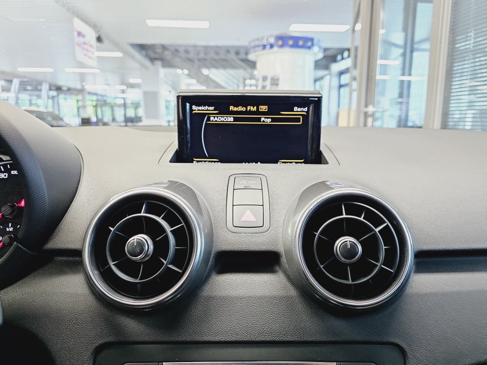 Audi A1 Sportback  bei Hoffmann Automobile in Wolfsburg kaufen und sofort mitnehmen - Bild 8