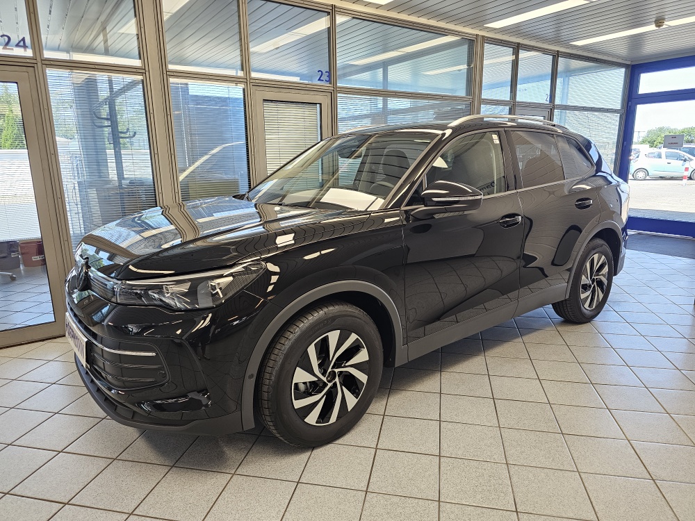 VW Tiguan  bei Hoffmann Automobile in Wolfsburg kaufen und sofort mitnehmen - Bild 1