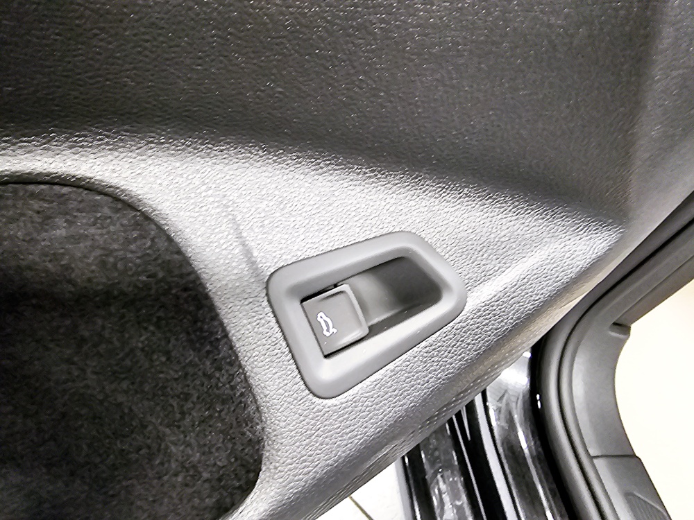 VW Golf Variant  bei Hoffmann Automobile in Wolfsburg kaufen und sofort mitnehmen - Bild 23