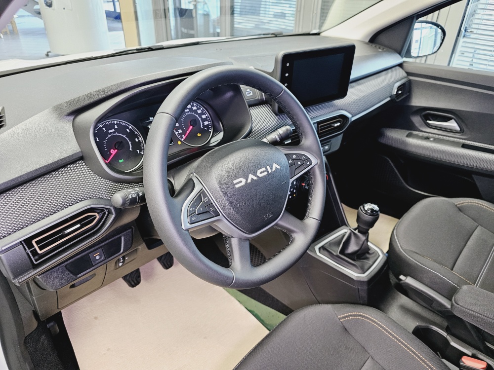 Dacia Sandero  bei Hoffmann Automobile in Wolfsburg kaufen und sofort mitnehmen - Bild 11