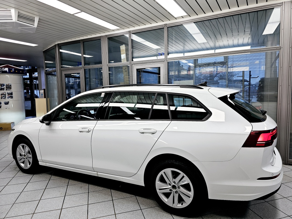 VW Golf Variant  bei Hoffmann Automobile in Wolfsburg kaufen und sofort mitnehmen - Bild 26