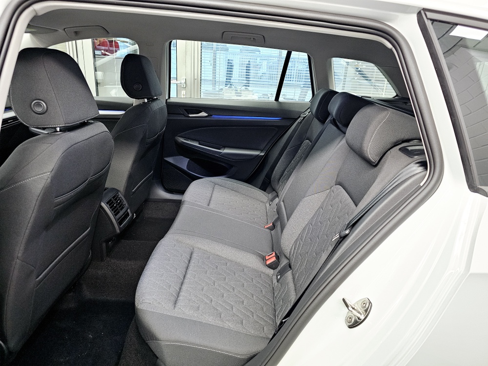 VW Golf Variant  bei Hoffmann Automobile in Wolfsburg kaufen und sofort mitnehmen - Bild 6