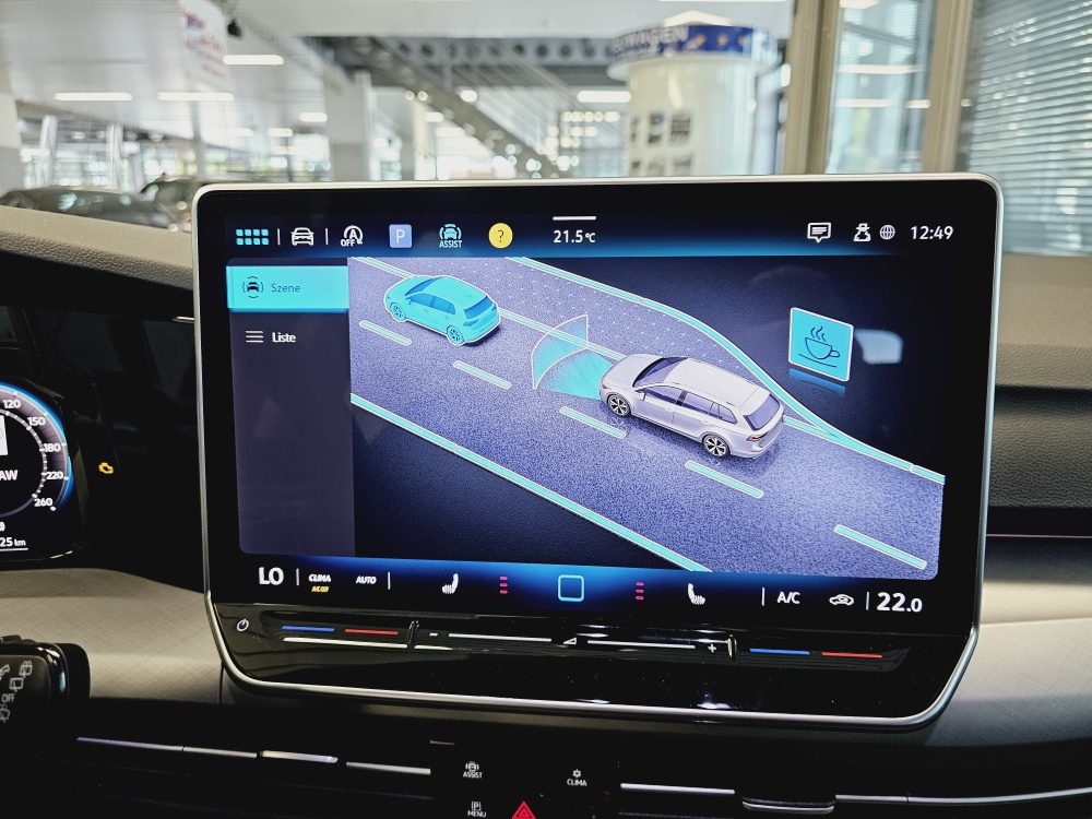 VW Golf Variant  bei Hoffmann Automobile in Wolfsburg kaufen und sofort mitnehmen - Bild 11
