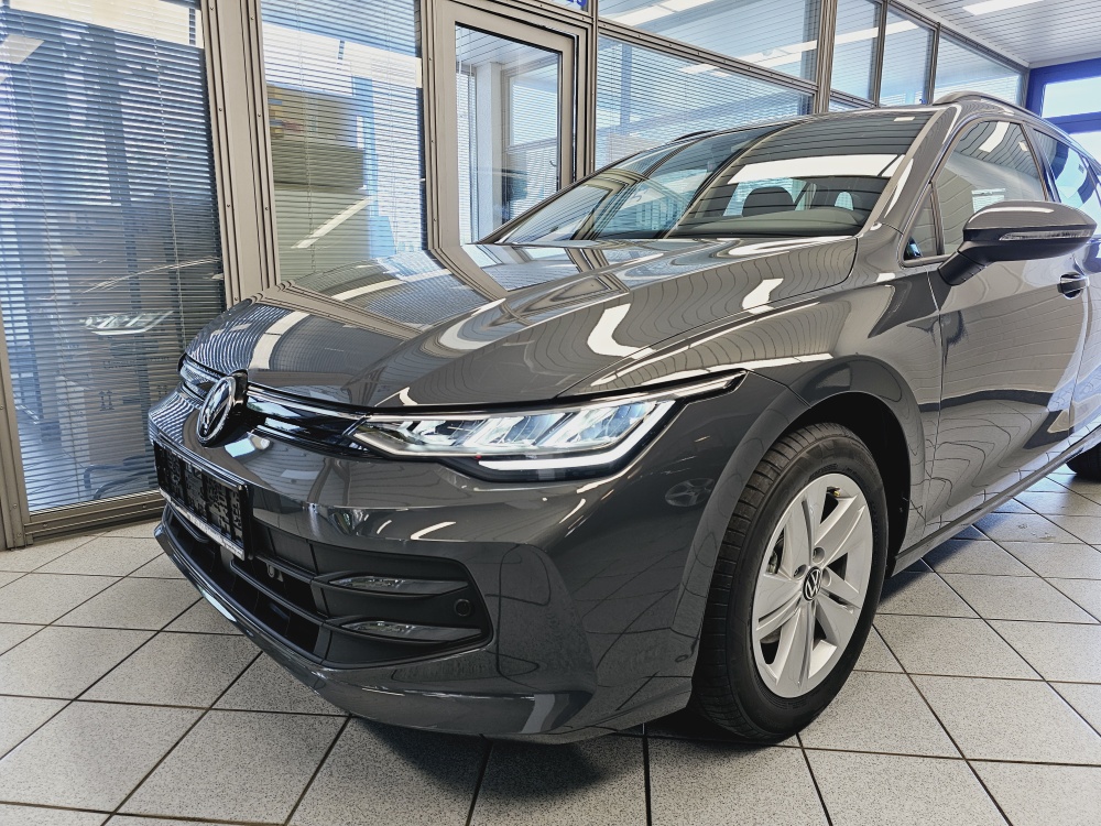VW Golf Variant  bei Hoffmann Automobile in Wolfsburg kaufen und sofort mitnehmen - Bild 19