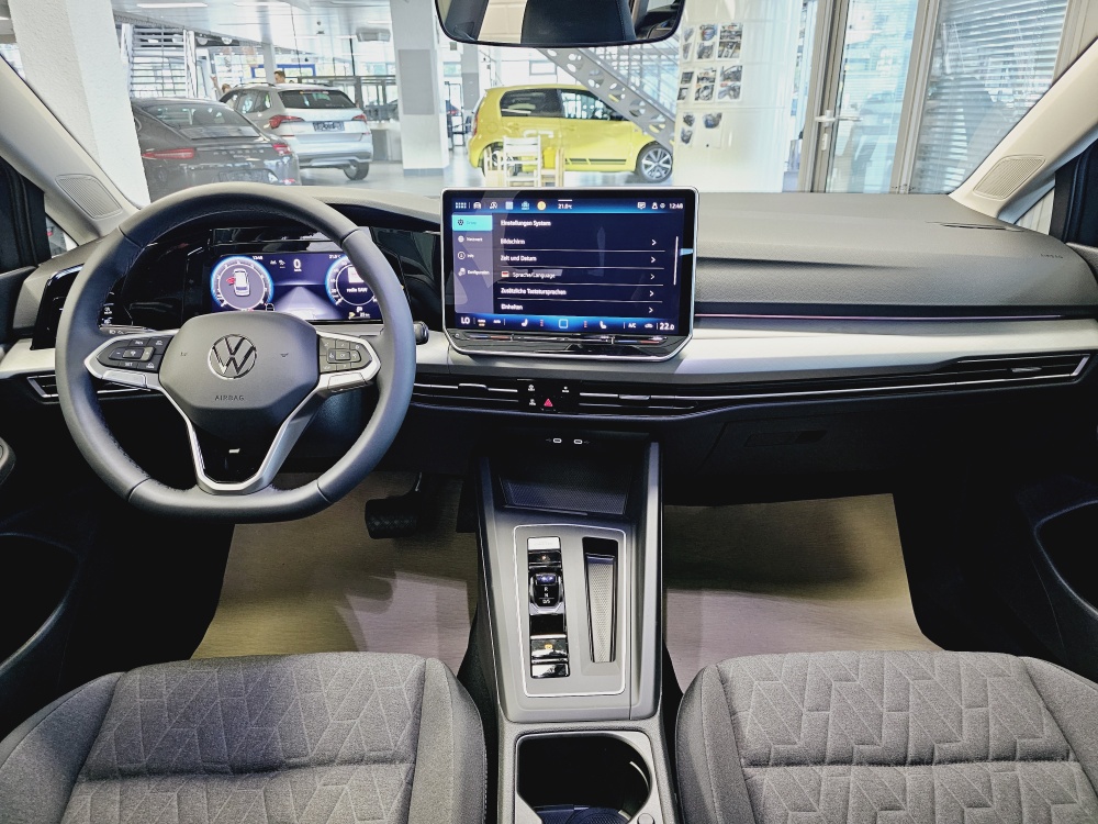 VW Golf Variant  bei Hoffmann Automobile in Wolfsburg kaufen und sofort mitnehmen - Bild 6