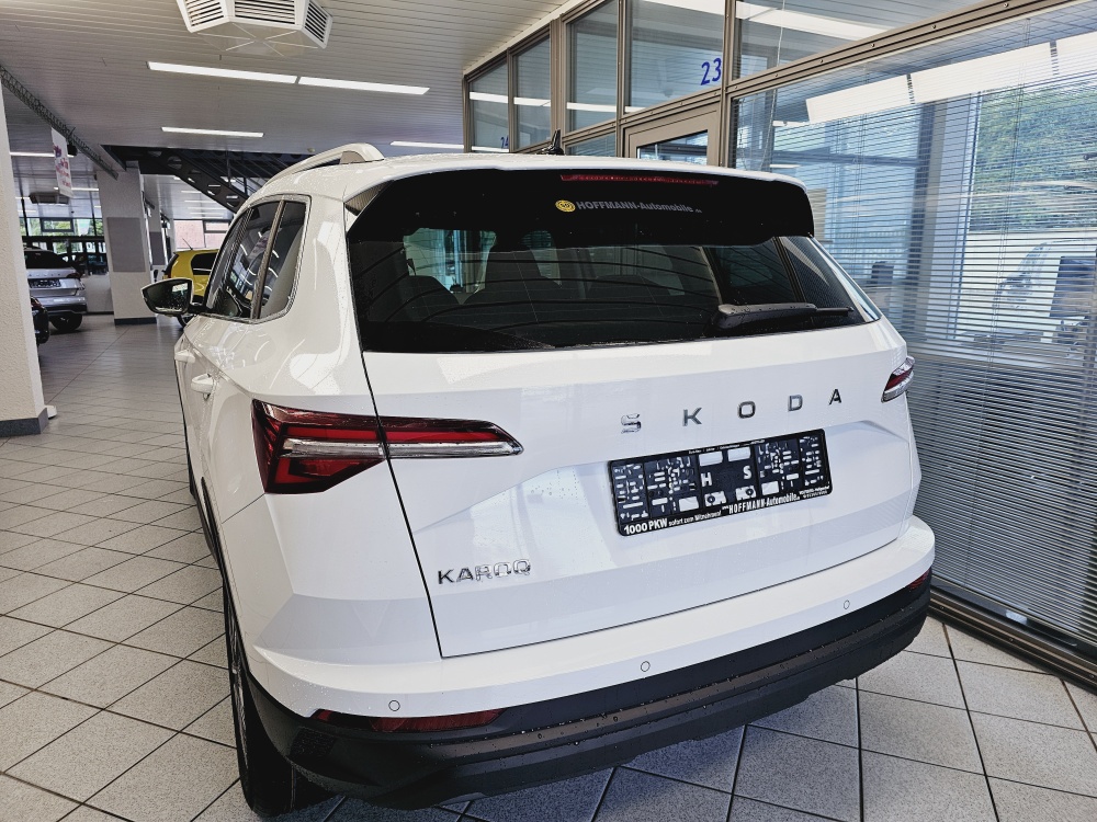 Skoda Karoq  bei Hoffmann Automobile in Wolfsburg kaufen und sofort mitnehmen - Bild 3