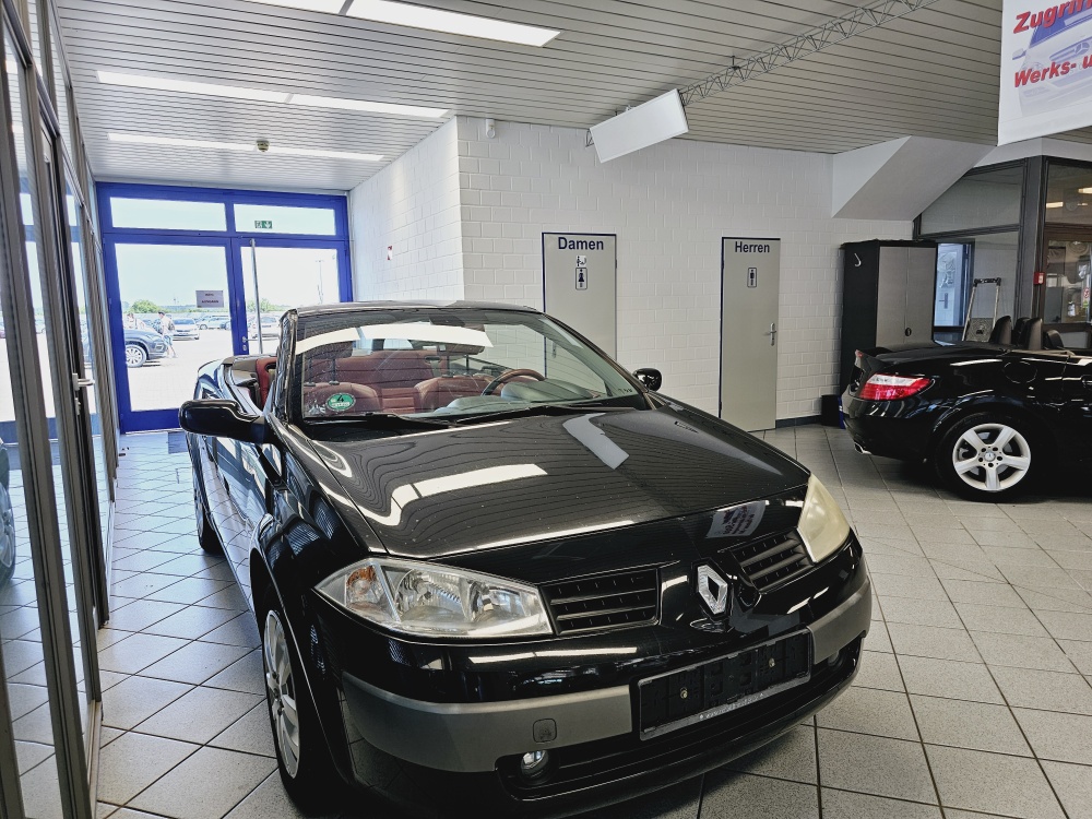 Renault Megane Cabrio  bei Hoffmann Automobile in Wolfsburg kaufen und sofort mitnehmen - Bild 14