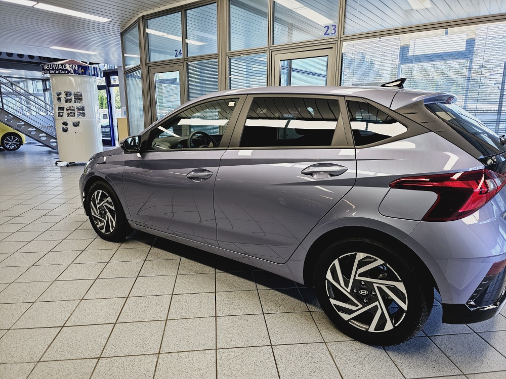 Hyundai i20  bei Hoffmann Automobile in Wolfsburg kaufen und sofort mitnehmen - Bild 16