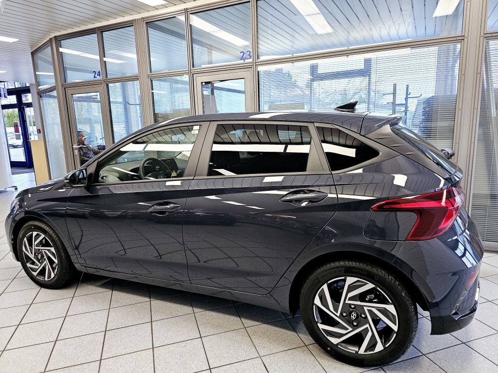 Hyundai i20  bei Hoffmann Automobile in Wolfsburg kaufen und sofort mitnehmen - Bild 18