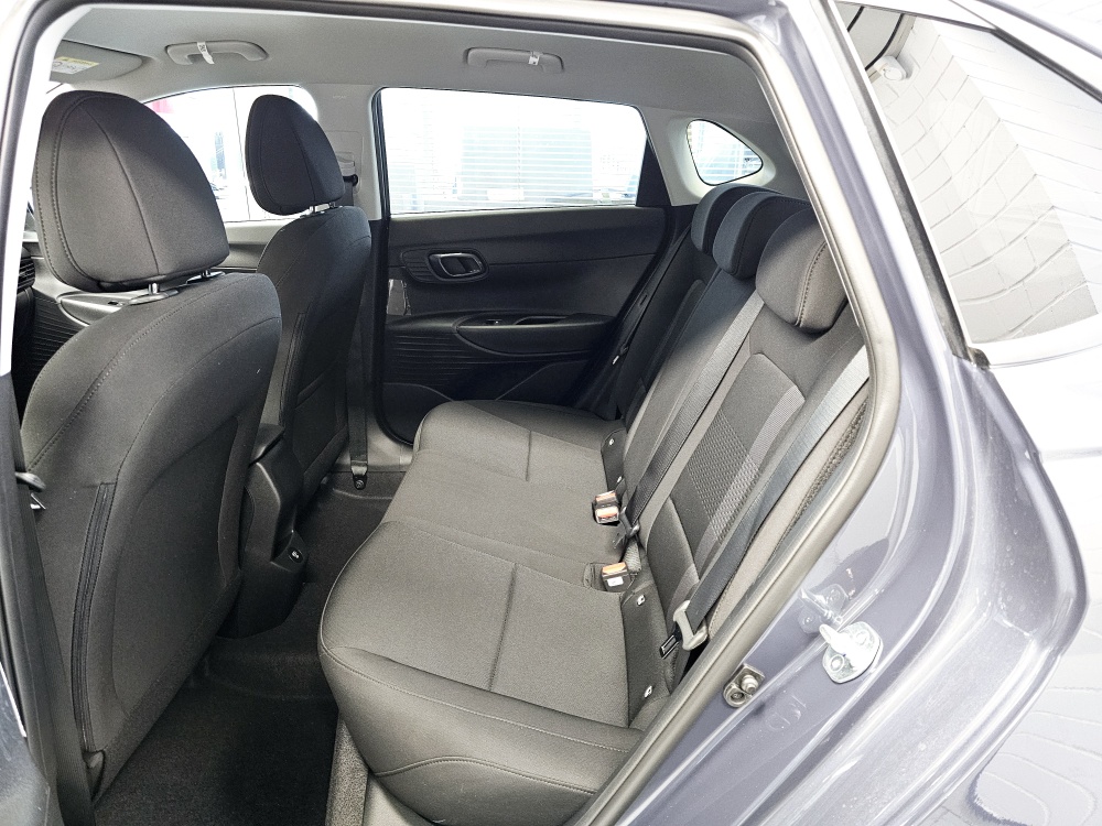 Hyundai i20  bei Hoffmann Automobile in Wolfsburg kaufen und sofort mitnehmen - Bild 4