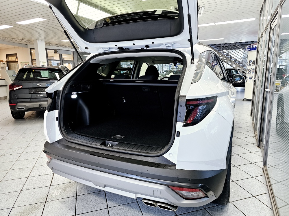 Hyundai Tucson  bei Hoffmann Automobile in Wolfsburg kaufen und sofort mitnehmen - Bild 2