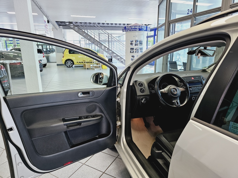 VW Golf Plus  bei Hoffmann Automobile in Wolfsburg kaufen und sofort mitnehmen - Bild 11