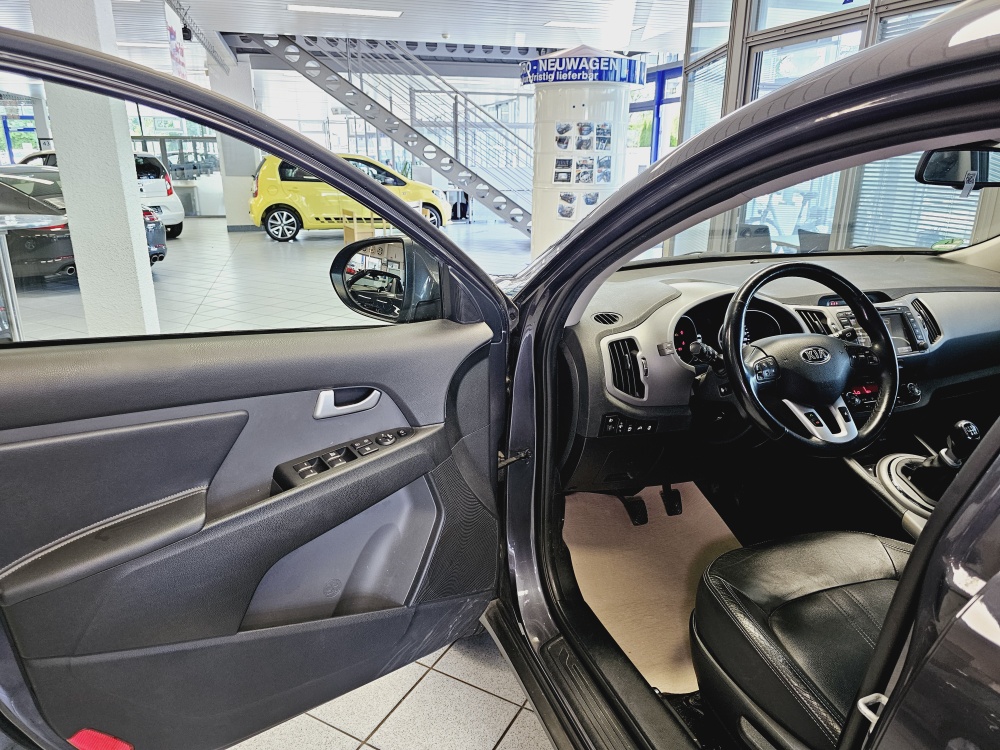 Kia Sportage  bei Hoffmann Automobile in Wolfsburg kaufen und sofort mitnehmen - Bild 13
