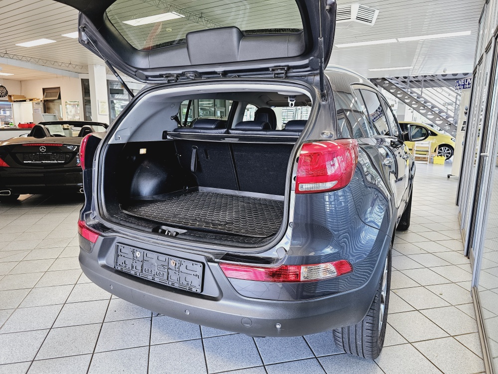 Kia Sportage  bei Hoffmann Automobile in Wolfsburg kaufen und sofort mitnehmen - Bild 2