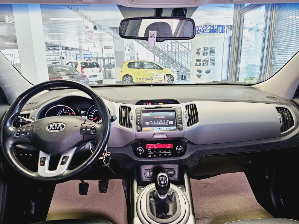 Kia Sportage  bei Hoffmann Automobile in Wolfsburg kaufen und sofort mitnehmen - Bild 5