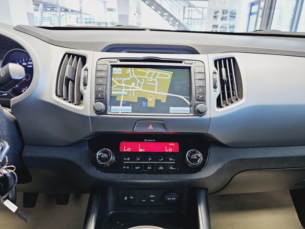 Kia Sportage  bei Hoffmann Automobile in Wolfsburg kaufen und sofort mitnehmen - Bild 7