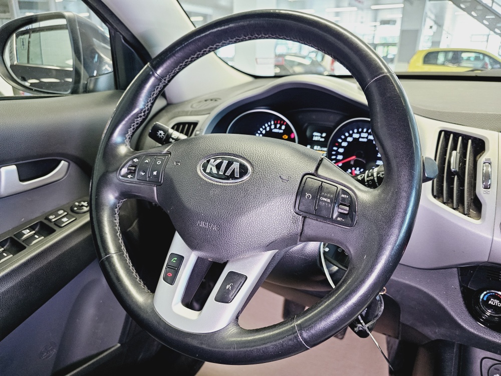 Kia Sportage  bei Hoffmann Automobile in Wolfsburg kaufen und sofort mitnehmen - Bild 9