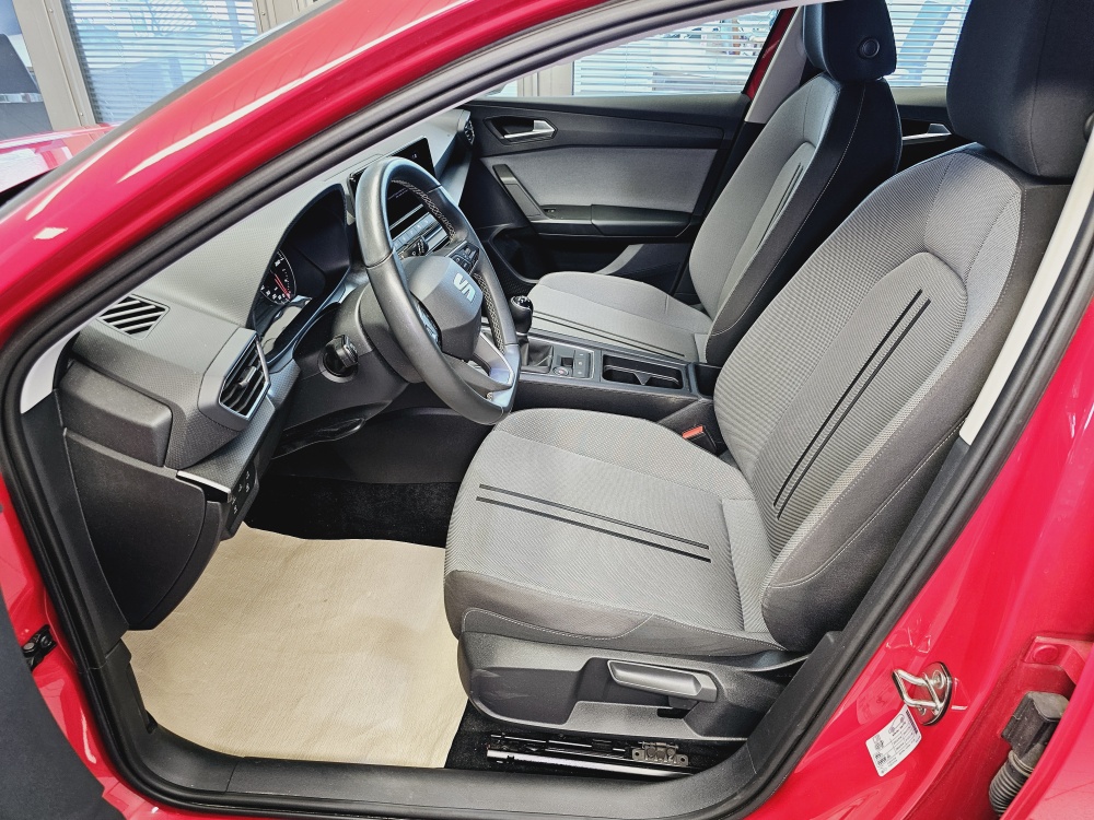 Seat Leon  bei Hoffmann Automobile in Wolfsburg kaufen und sofort mitnehmen - Bild 11