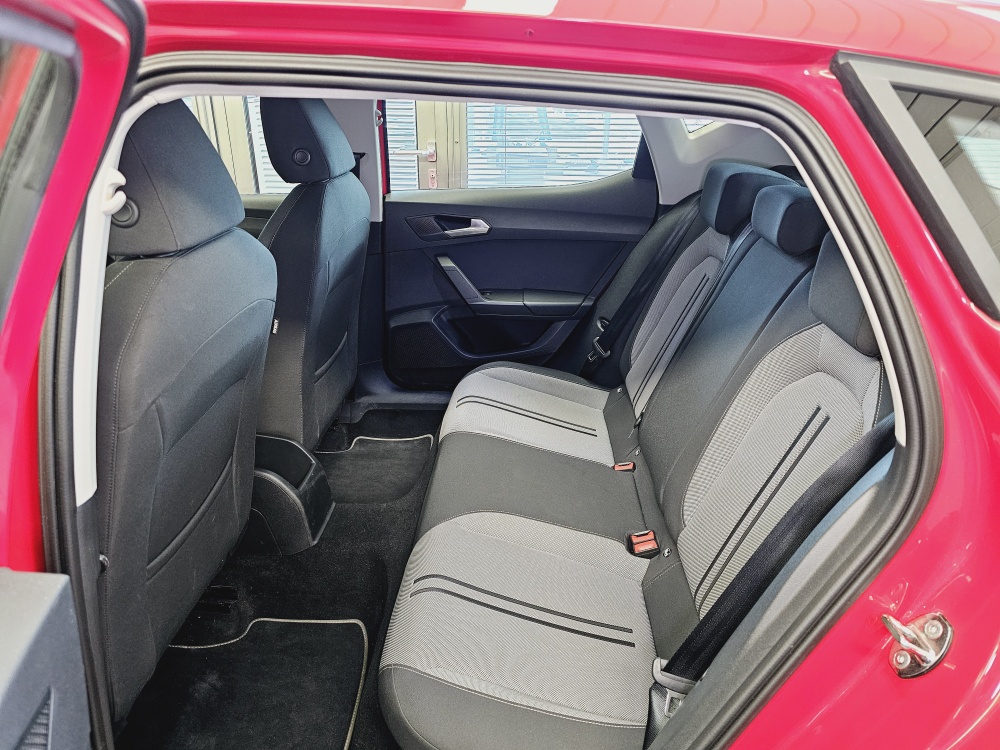 Seat Leon  bei Hoffmann Automobile in Wolfsburg kaufen und sofort mitnehmen - Bild 4