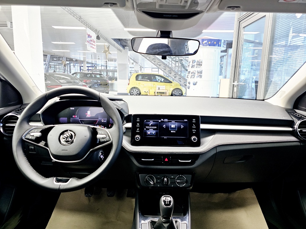 Skoda Fabia  bei Hoffmann Automobile in Wolfsburg kaufen und sofort mitnehmen - Bild 5