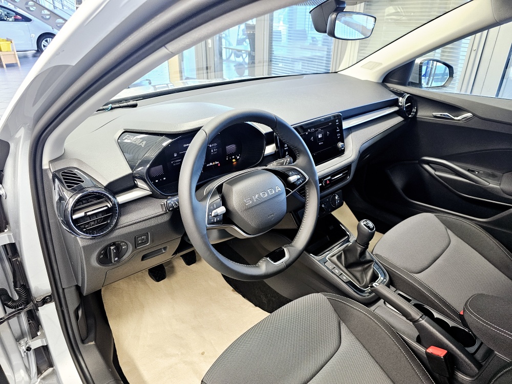 Skoda Fabia  bei Hoffmann Automobile in Wolfsburg kaufen und sofort mitnehmen - Bild 14