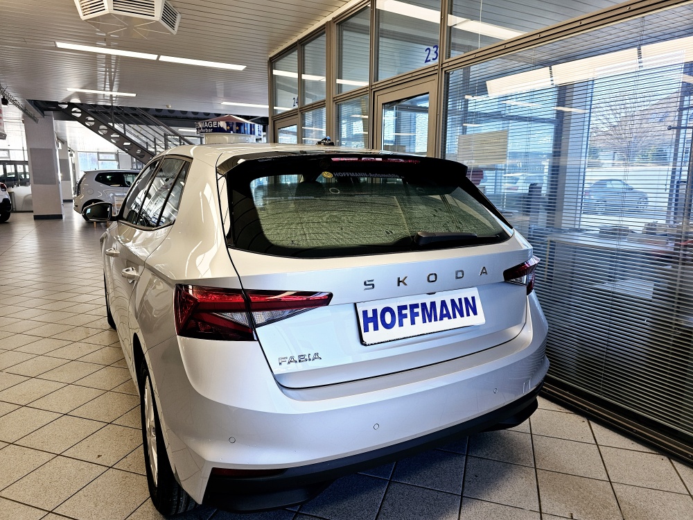 Skoda Fabia  bei Hoffmann Automobile in Wolfsburg kaufen und sofort mitnehmen - Bild 3