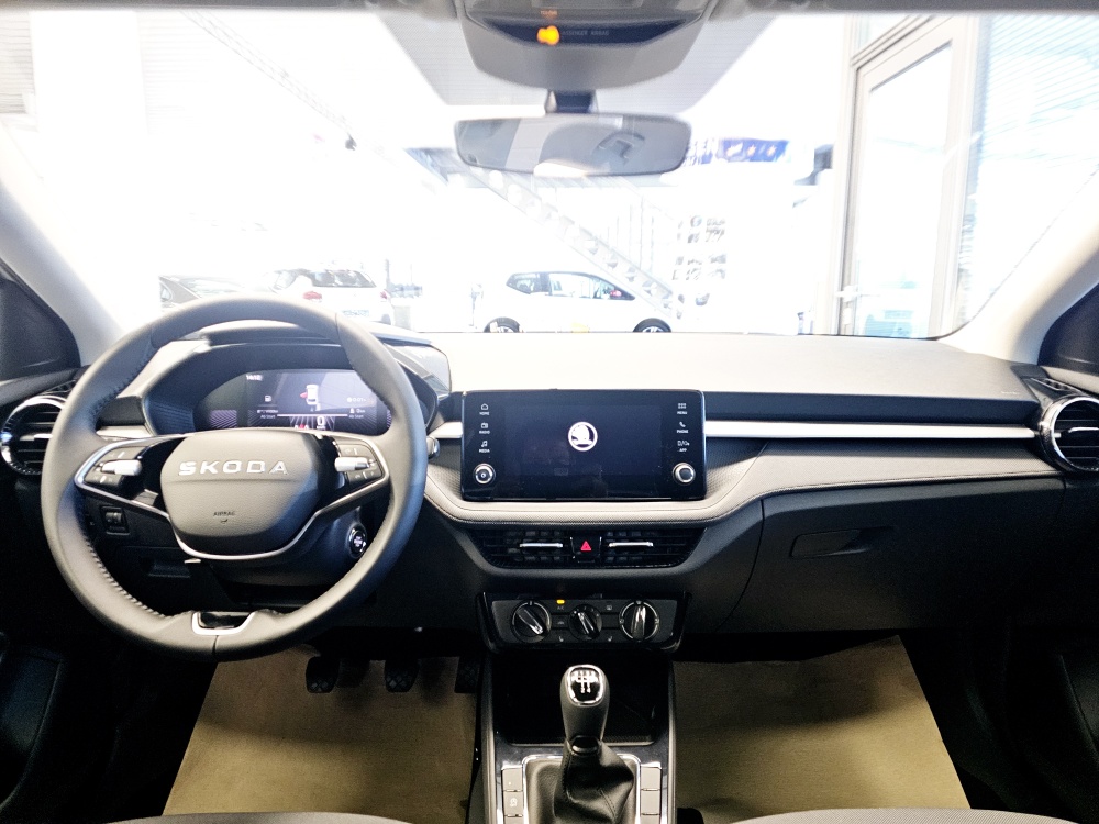 Skoda Fabia  bei Hoffmann Automobile in Wolfsburg kaufen und sofort mitnehmen - Bild 5