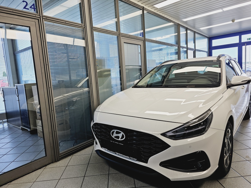 Hyundai i30 Kombi  bei Hoffmann Automobile in Wolfsburg kaufen und sofort mitnehmen - Bild 15