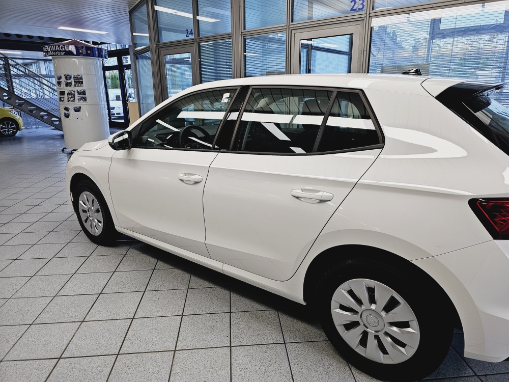 Skoda Fabia  bei Hoffmann Automobile in Wolfsburg kaufen und sofort mitnehmen - Bild 14