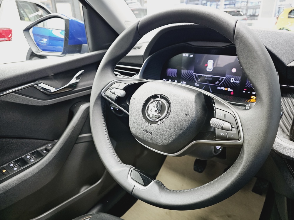 Skoda Kamiq  bei Hoffmann Automobile in Wolfsburg kaufen und sofort mitnehmen - Bild 14