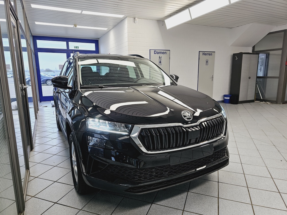 Skoda Karoq  bei Hoffmann Automobile in Wolfsburg kaufen und sofort mitnehmen - Bild 22