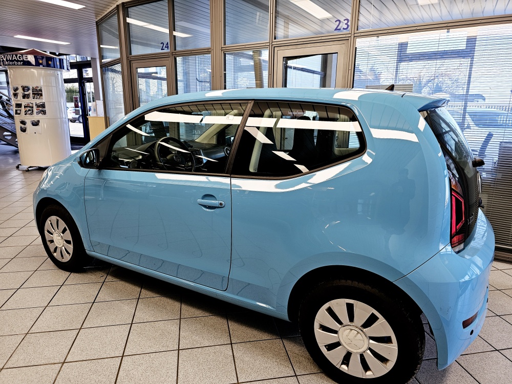 VW up!  bei Hoffmann Automobile in Wolfsburg kaufen und sofort mitnehmen - Bild 13
