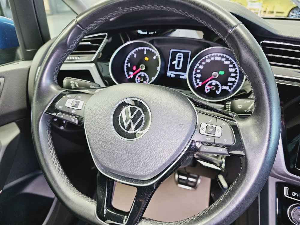 VW Touran  bei Hoffmann Automobile in Wolfsburg kaufen und sofort mitnehmen - Bild 9