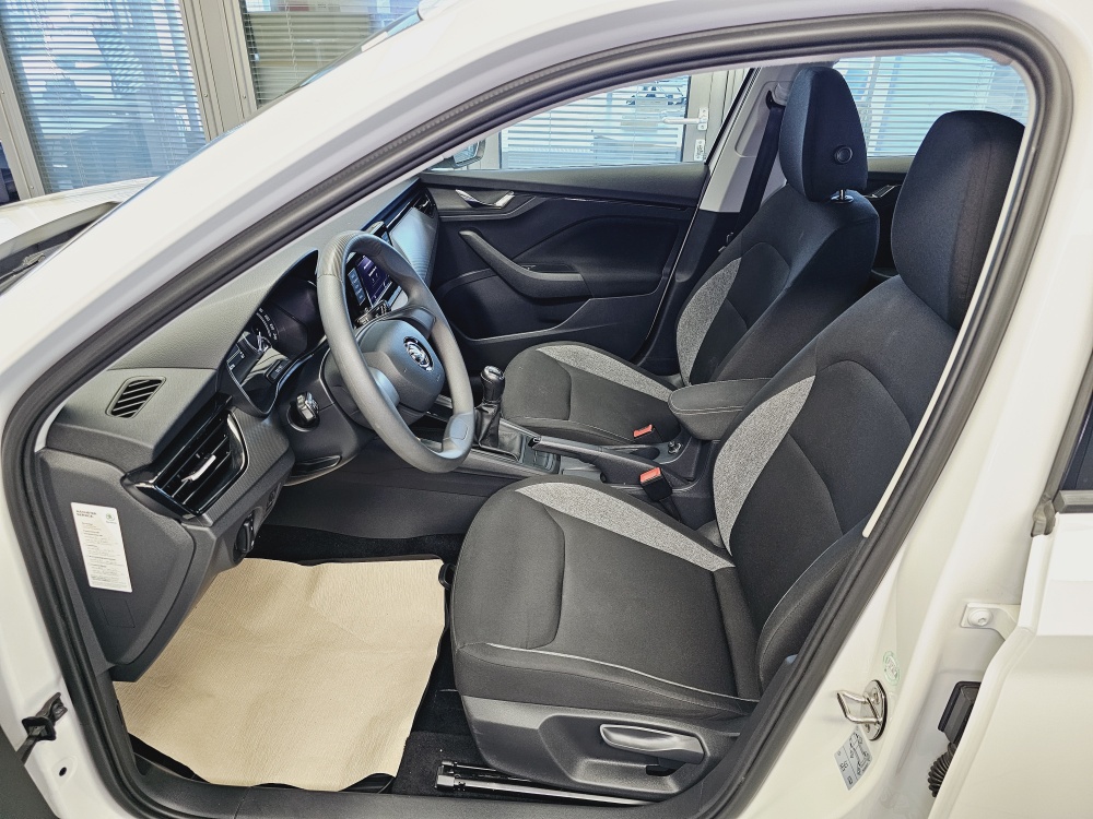 Skoda Kamiq  bei Hoffmann Automobile in Wolfsburg kaufen und sofort mitnehmen - Bild 12
