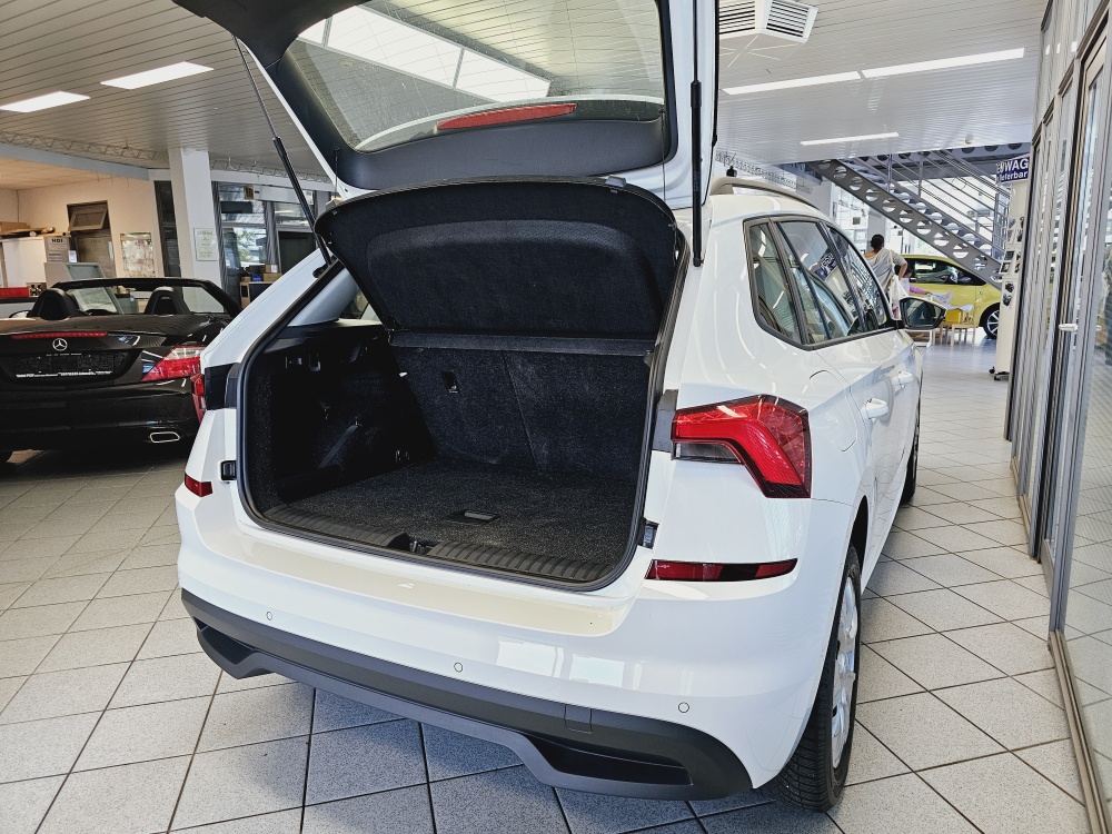 Skoda Kamiq  bei Hoffmann Automobile in Wolfsburg kaufen und sofort mitnehmen - Bild 2