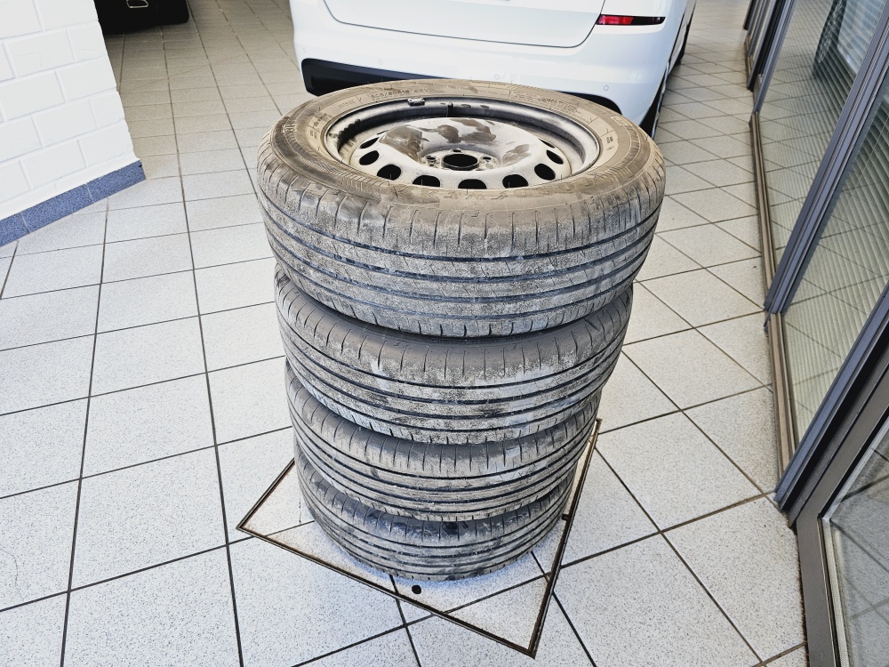 Skoda Kamiq  bei Hoffmann Automobile in Wolfsburg kaufen und sofort mitnehmen - Bild 3