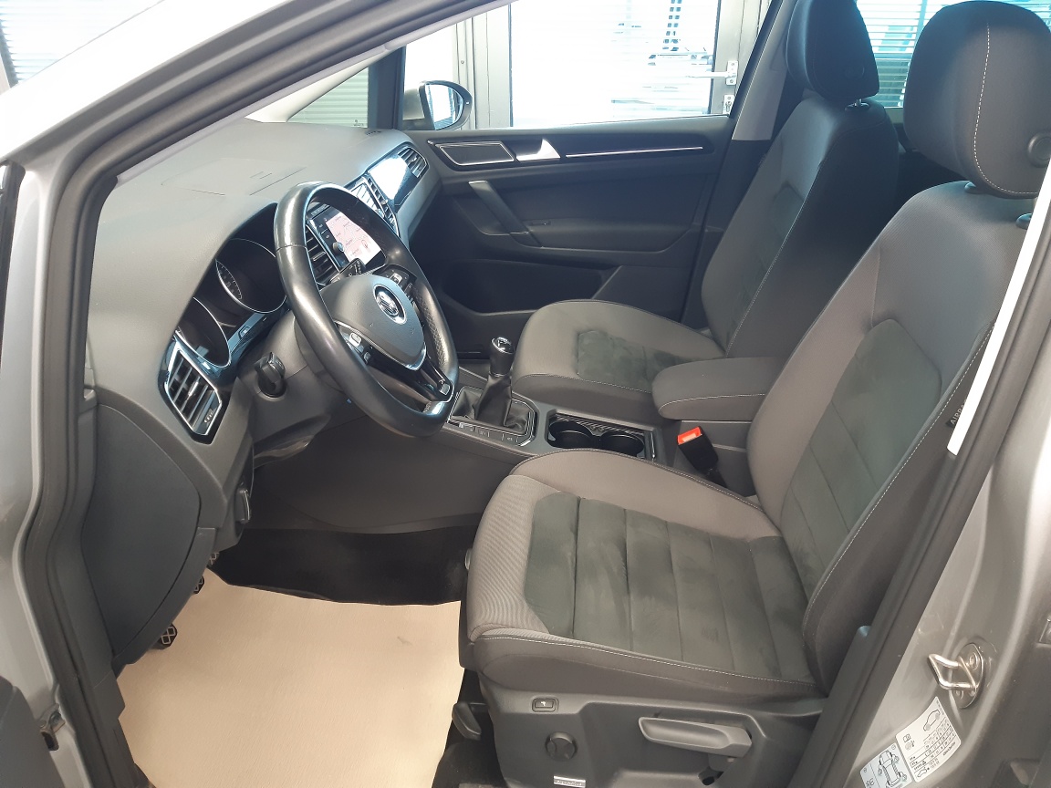 VW Golf Sportsvan  bei Hoffmann Automobile in Wolfsburg kaufen und sofort mitnehmen - Bild 12
