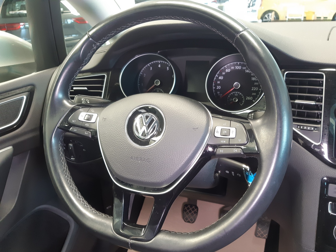 VW Golf Sportsvan  bei Hoffmann Automobile in Wolfsburg kaufen und sofort mitnehmen - Bild 9