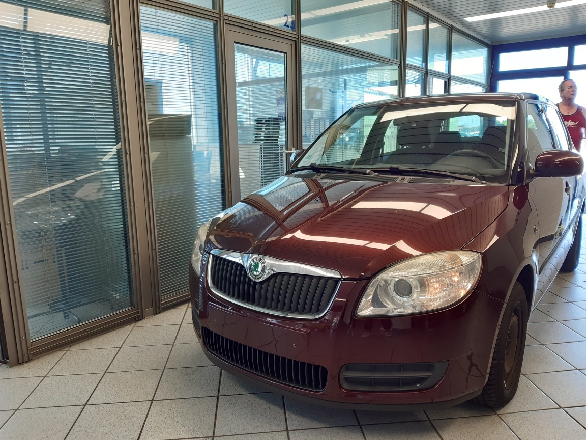 Skoda Fabia  bei Hoffmann Automobile in Wolfsburg kaufen und sofort mitnehmen - Bild 14