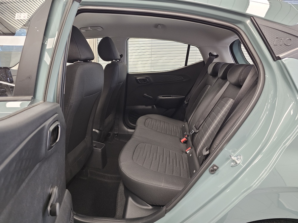 Hyundai i10 bei Hoffmann Automobile in Wolfsburg kaufen und sofort mitnehmen - Bild 4