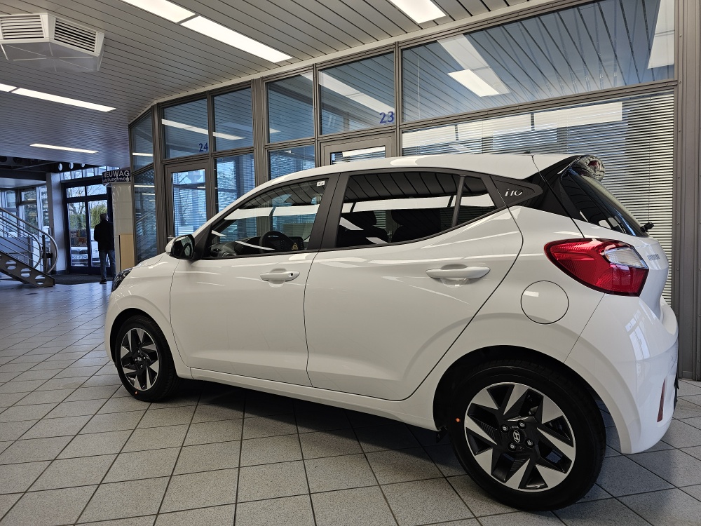 Hyundai i10  bei Hoffmann Automobile in Wolfsburg kaufen und sofort mitnehmen - Bild 25
