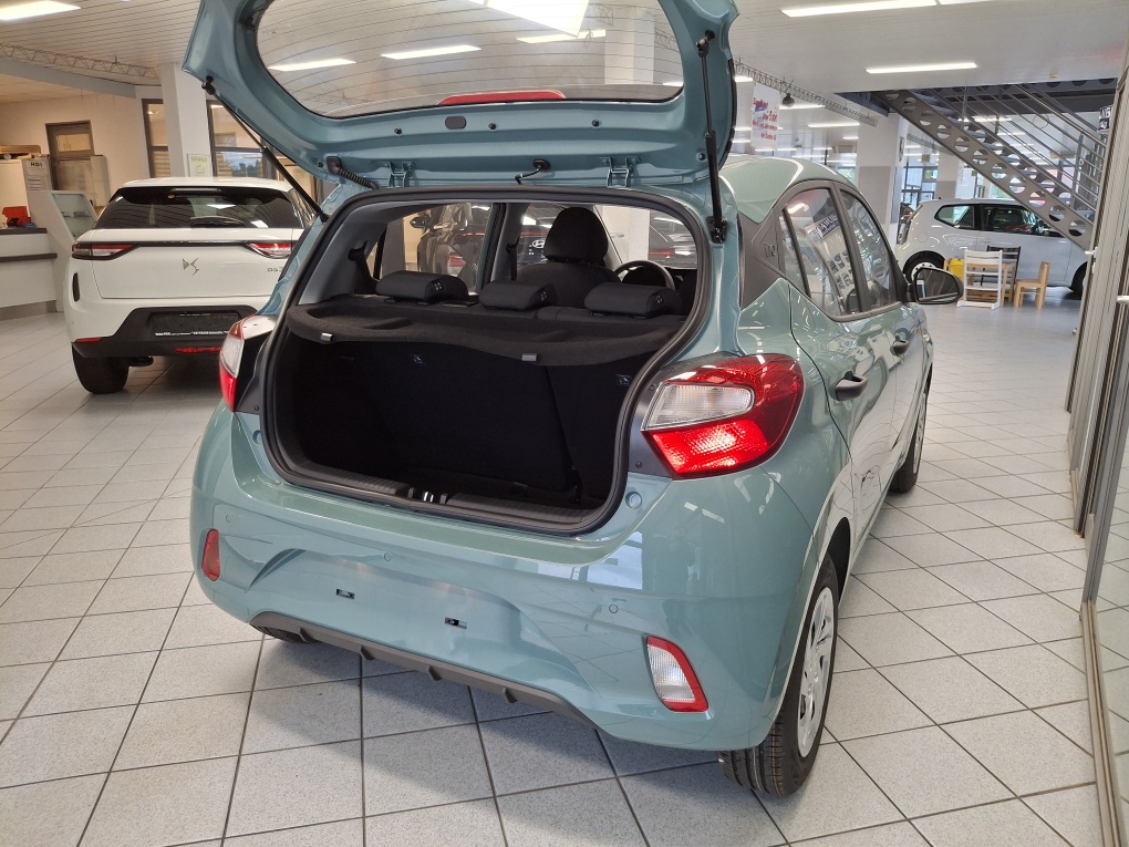 Hyundai i10  bei Hoffmann Automobile in Wolfsburg kaufen und sofort mitnehmen - Bild 2