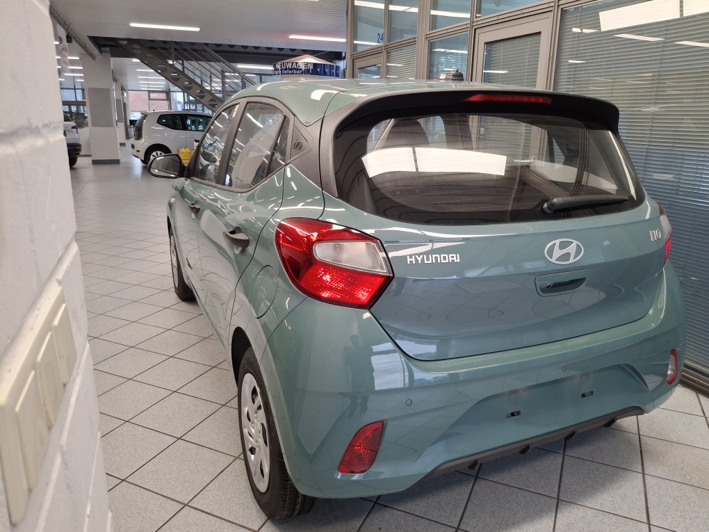 Hyundai i10  bei Hoffmann Automobile in Wolfsburg kaufen und sofort mitnehmen - Bild 3