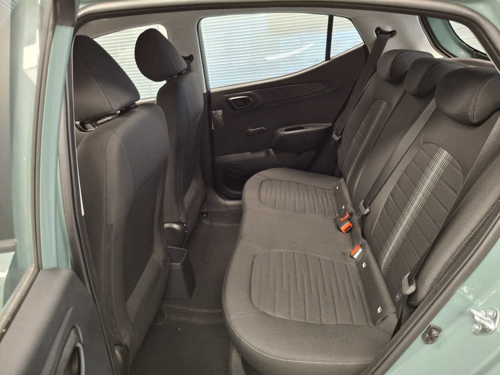 Hyundai i10  bei Hoffmann Automobile in Wolfsburg kaufen und sofort mitnehmen - Bild 4
