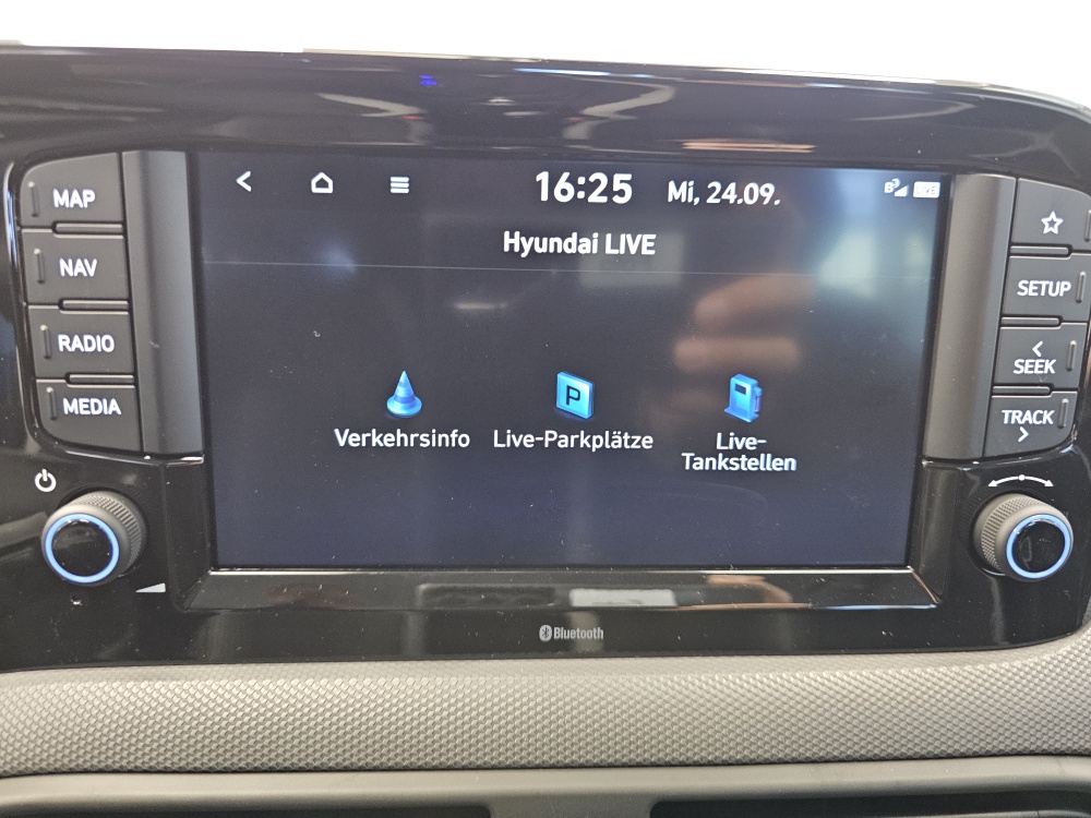 Hyundai i10  bei Hoffmann Automobile in Wolfsburg kaufen und sofort mitnehmen - Bild 17