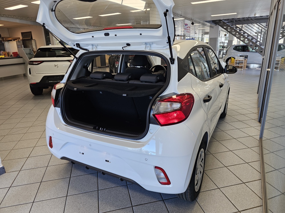 Hyundai i10  bei Hoffmann Automobile in Wolfsburg kaufen und sofort mitnehmen - Bild 2