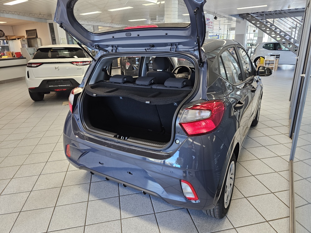 Hyundai i10  bei Hoffmann Automobile in Wolfsburg kaufen und sofort mitnehmen - Bild 2