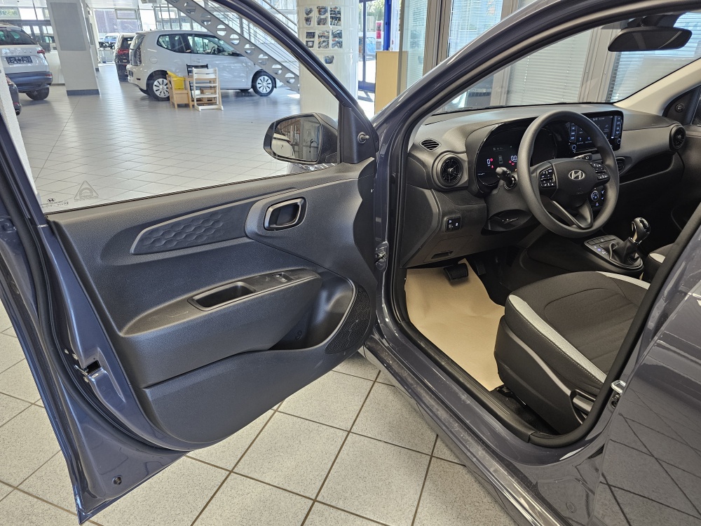 Hyundai i10  bei Hoffmann Automobile in Wolfsburg kaufen und sofort mitnehmen - Bild 24