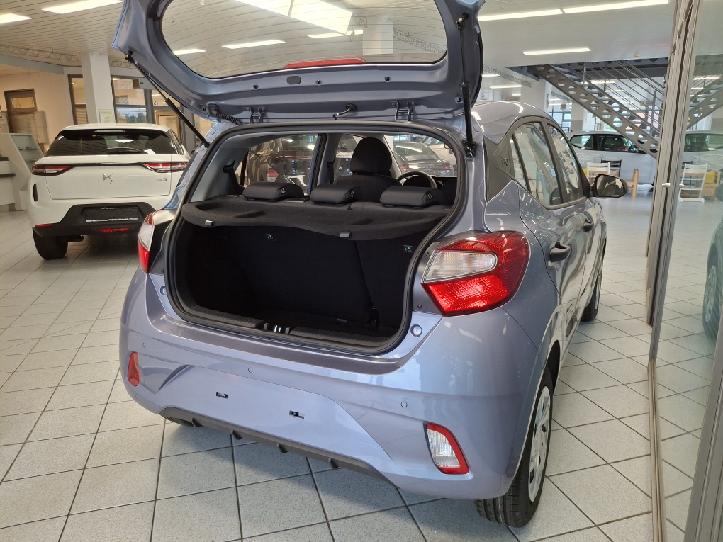 Hyundai i10  bei Hoffmann Automobile in Wolfsburg kaufen und sofort mitnehmen - Bild 2
